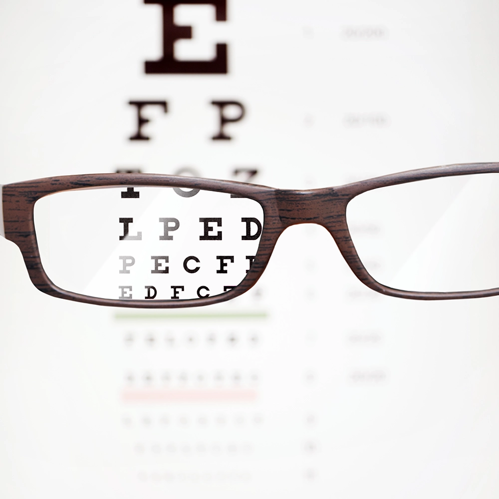 Eye test with a neurologist